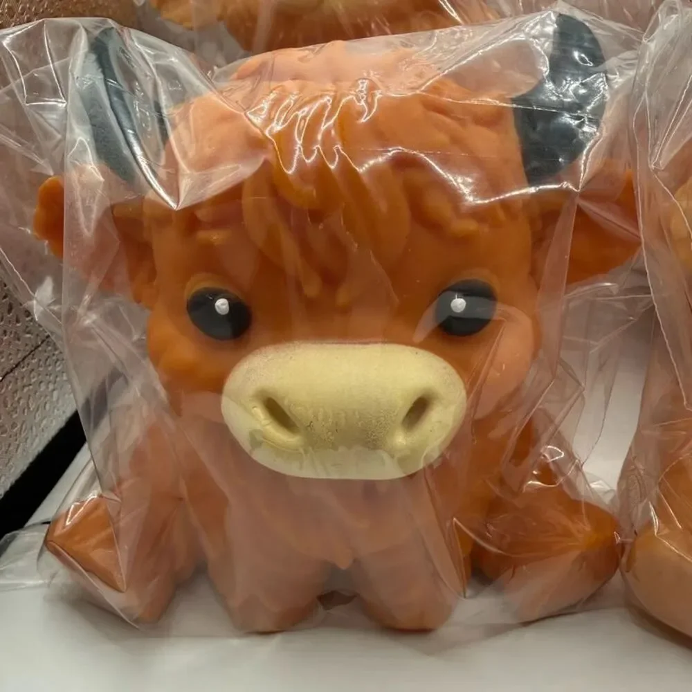 [Set of 4] PPNC - Highland Cow Squishy Toy *Read Description* No Box Included